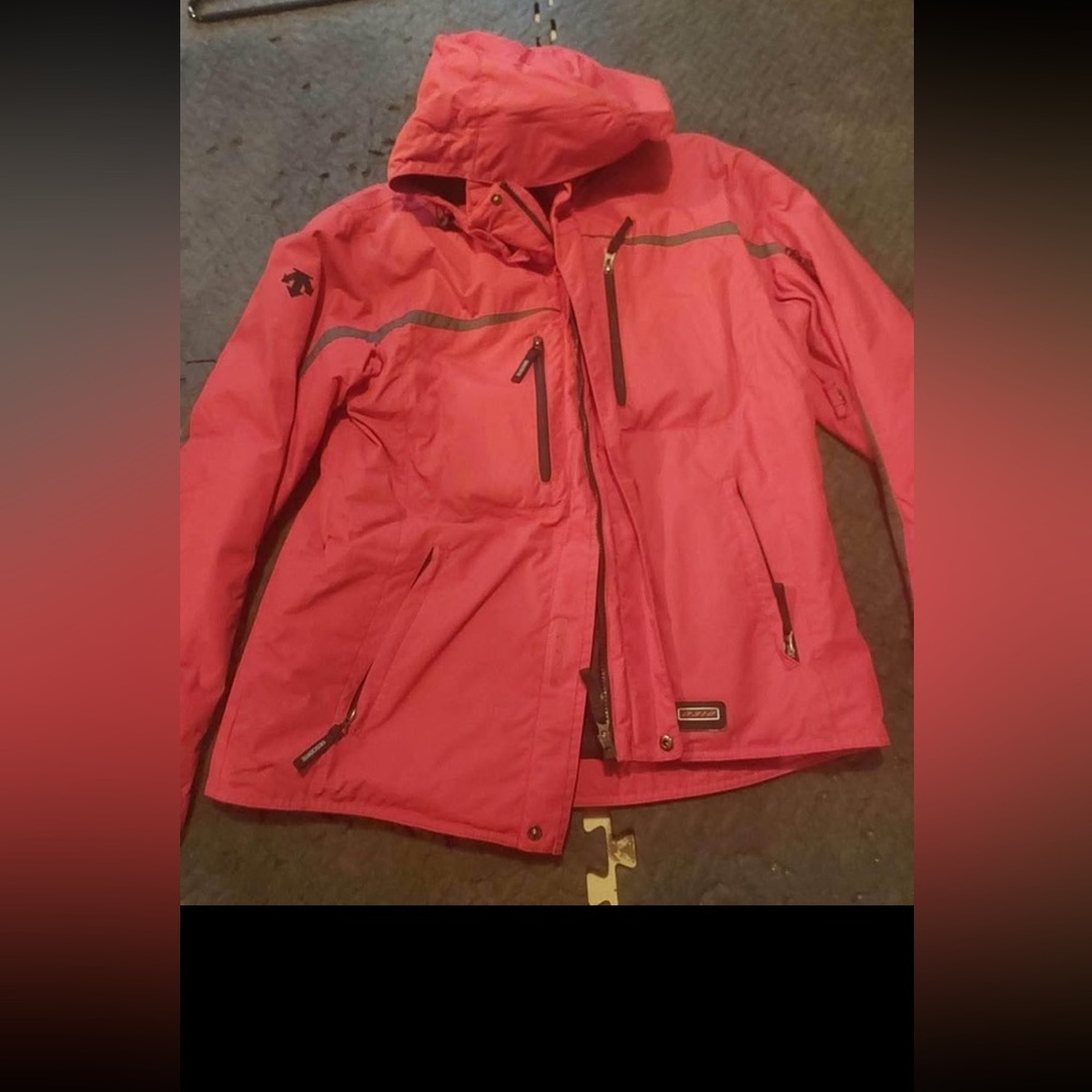 Descente mens winter ski jacket